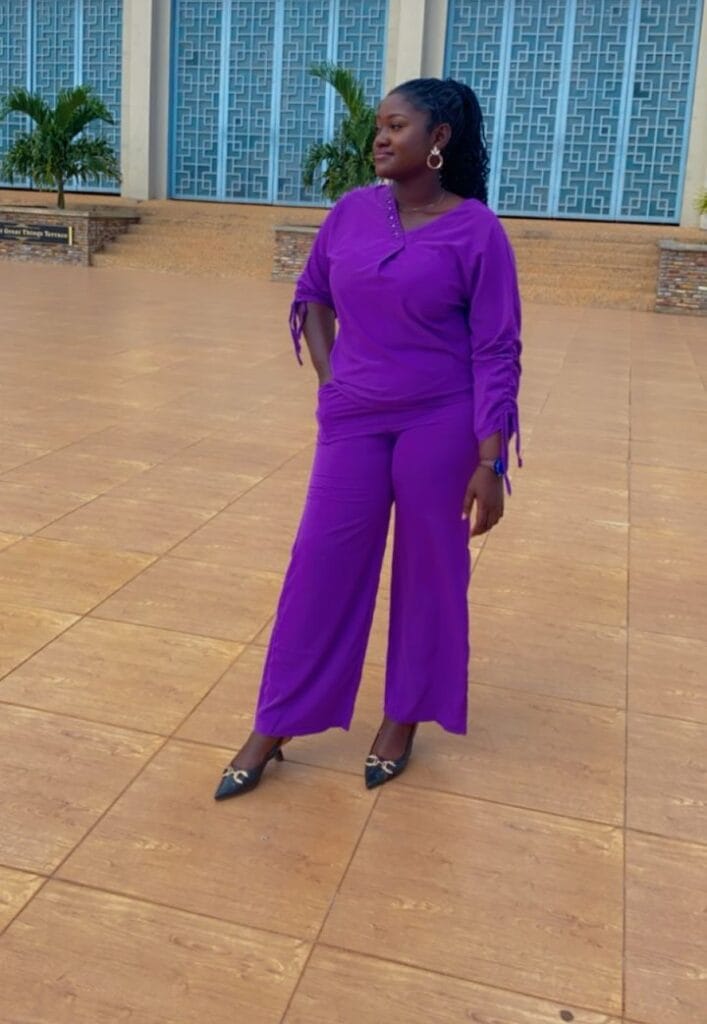 pic-of-a-beautiful-dark-skin-girl-in-a-violet-dress