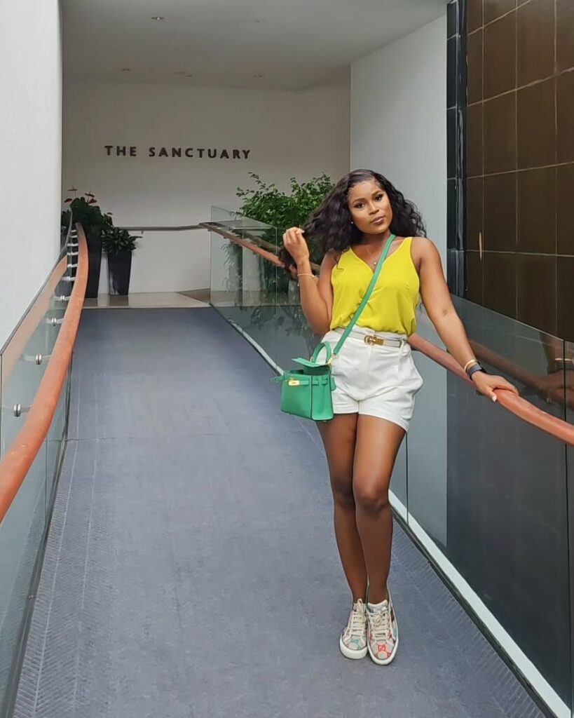 A picture of Berla Mundi in a lovely outfit; best for a first date in Accra